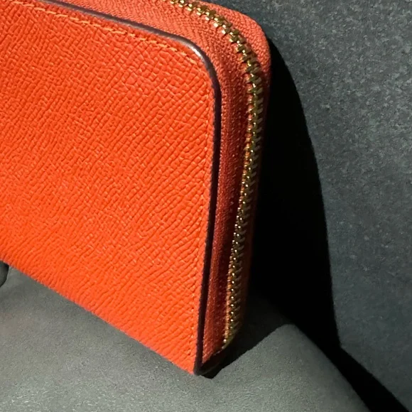 💯 EUC Coach Accordion Wrist Zip Wallet Orange - Picture 4 of 7